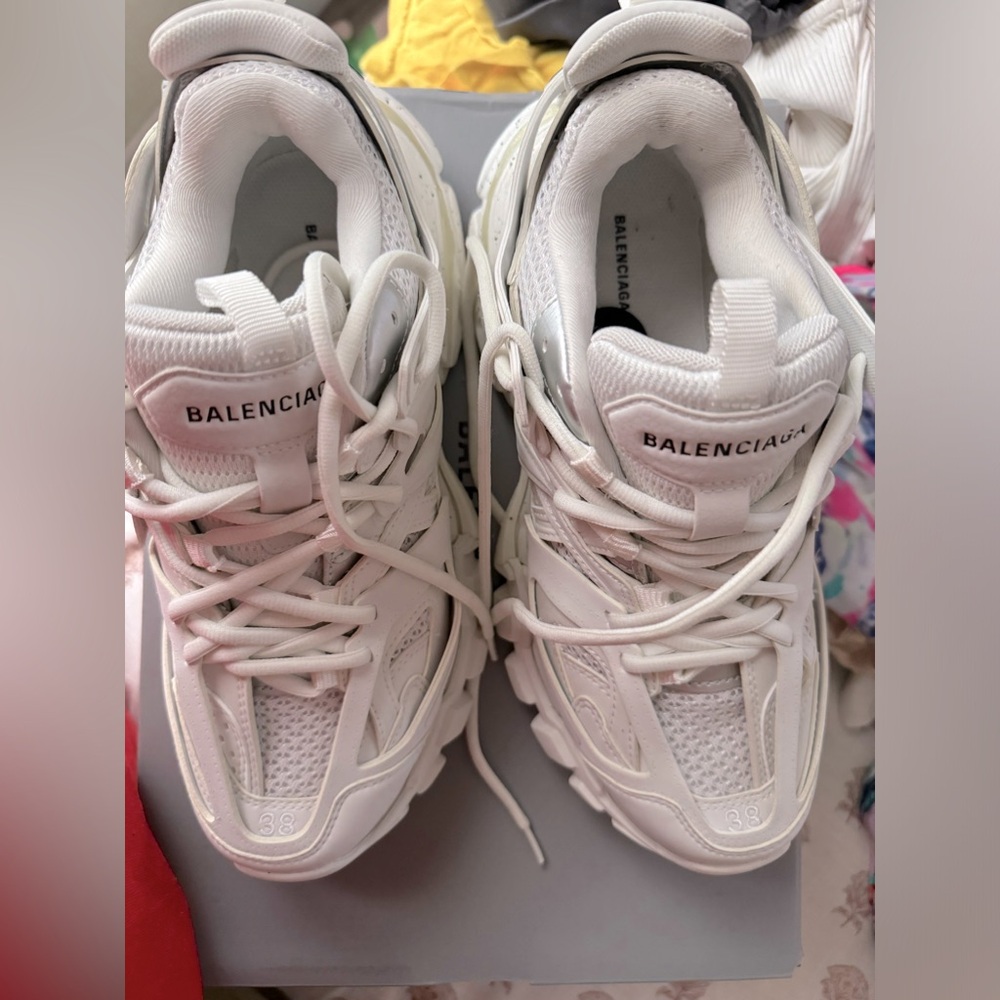 Balenciaga sneakers size 8 never worn original box and tags with receipt.
